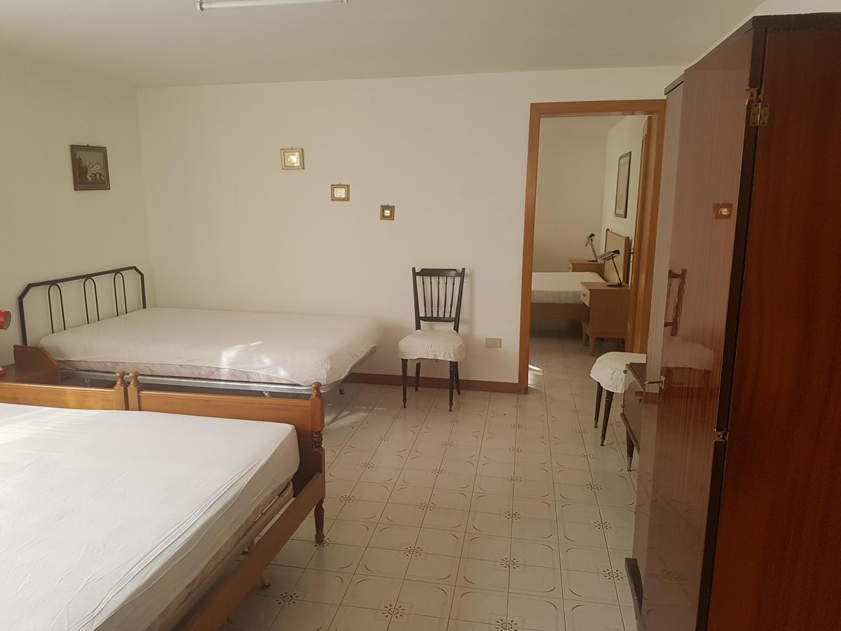 Ws Economy Rooms & Apartment กัลลีโปลี ภายนอก รูปภาพ
