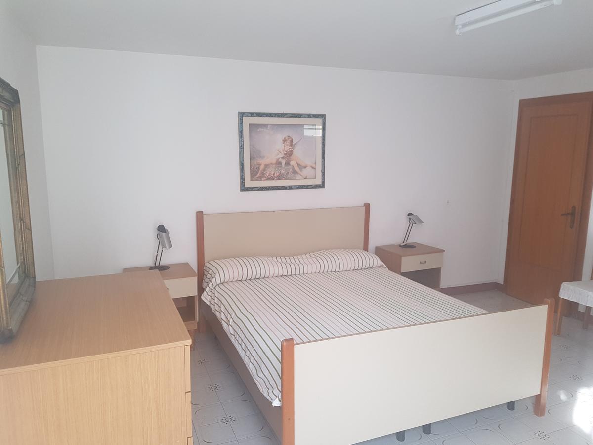 Ws Economy Rooms & Apartment กัลลีโปลี ภายนอก รูปภาพ